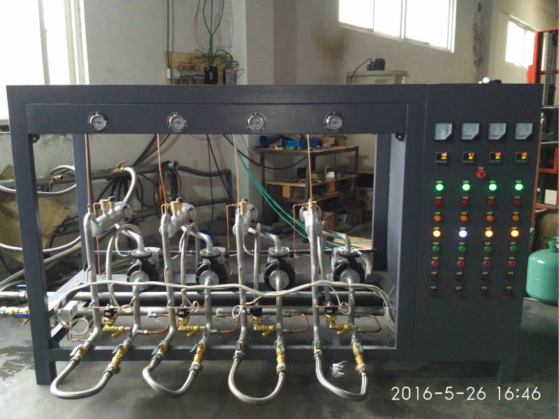  橡膠擠出臥式四機一體專用模