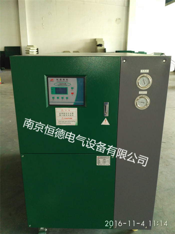 冷水機日常保養(yǎng)與維修