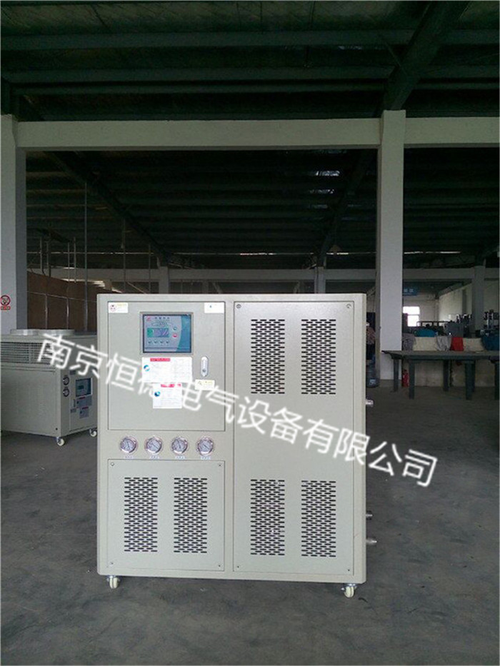 山東風(fēng)冷冷水機組特點及作用