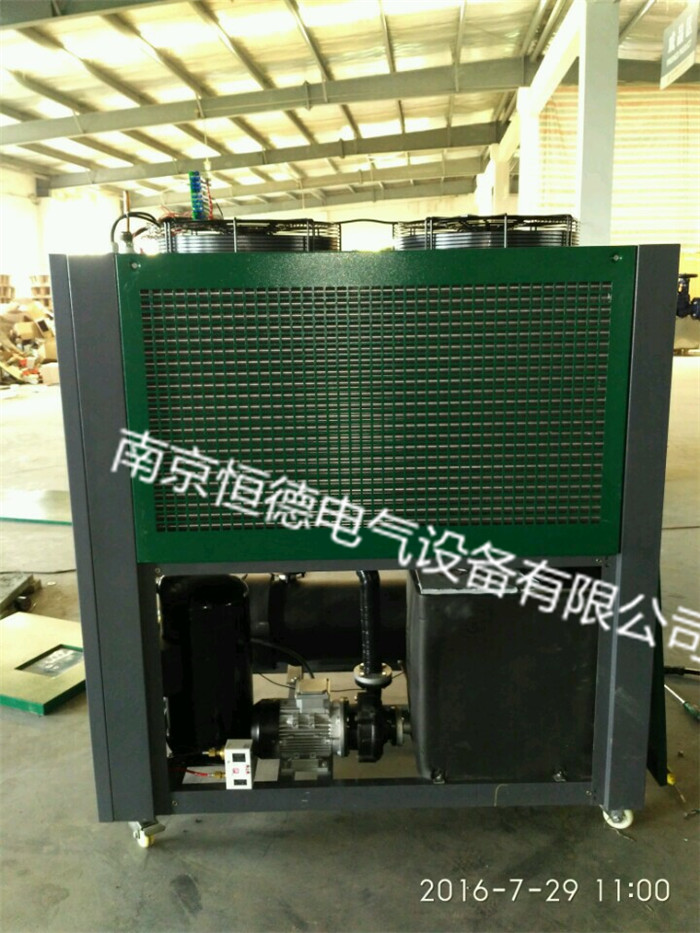 分體冷水機(jī)主要特點