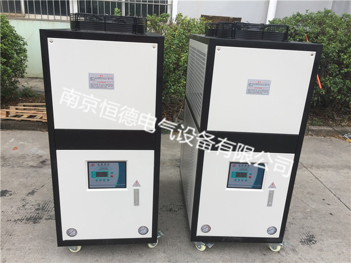 工業(yè)冷水機(jī)組特點(diǎn)