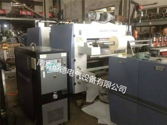 山東油溫機(jī)特點(diǎn)